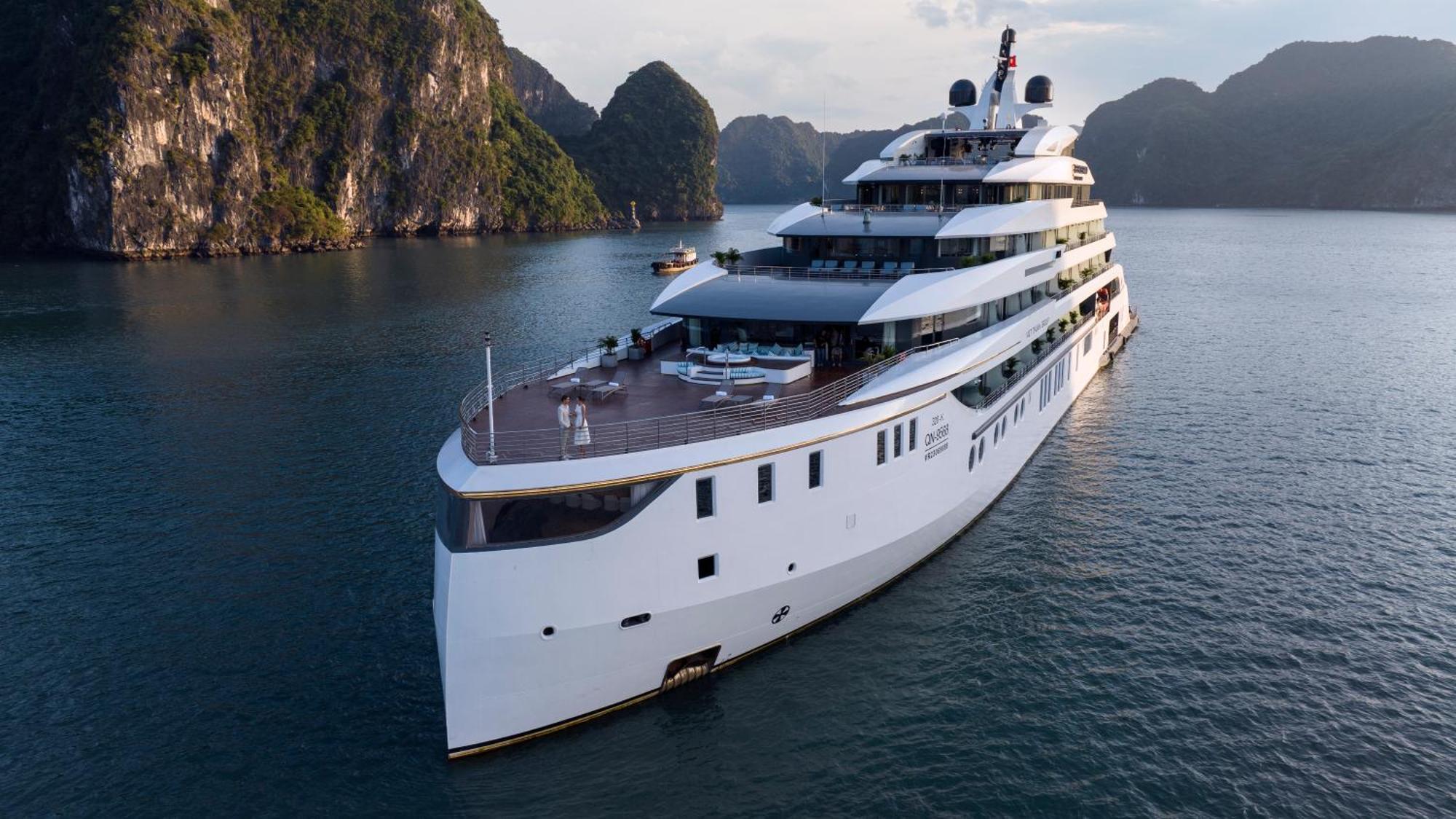 Grand Pioneers Halong Bay Cruise 1 Hotel Ha Long Eksteriør billede